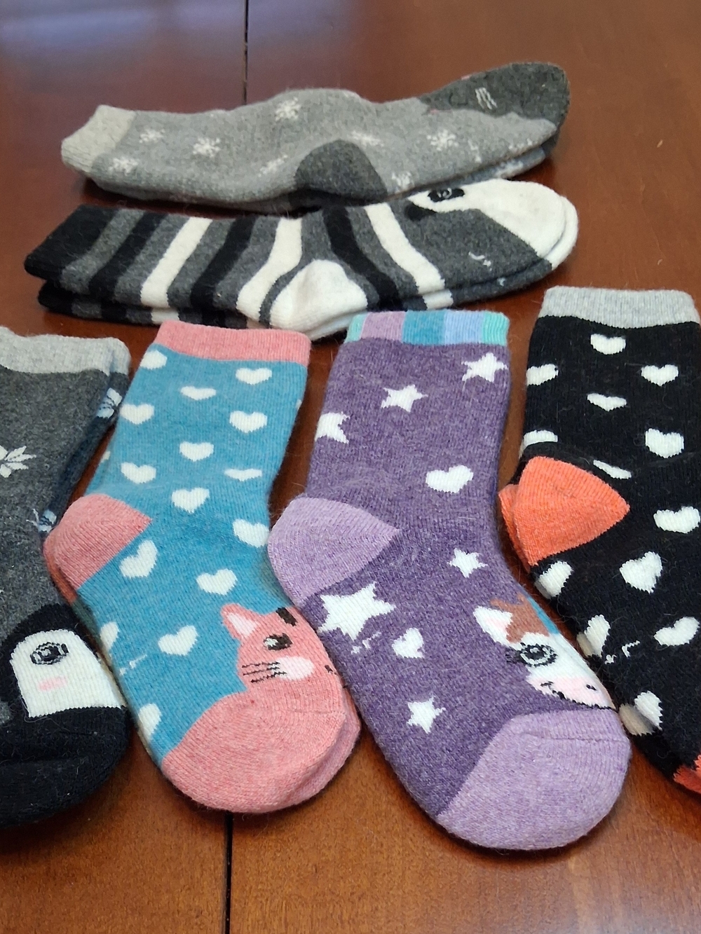 MQELONG Assorted Kids Heart, Star & Animal Pattern Crew Socks - Multi Color Pack